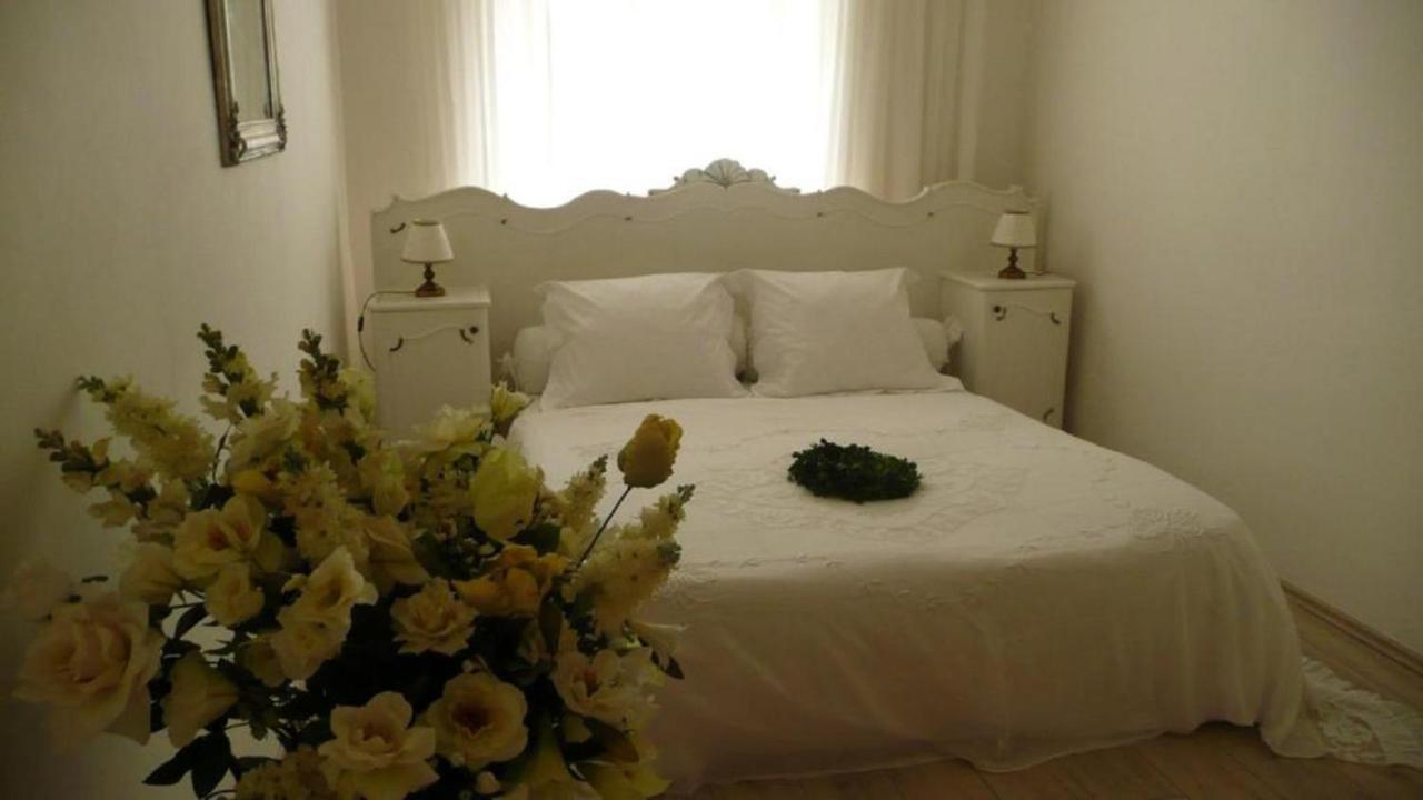 Apartment Dum U Cerneho Beranka Praha Bagian luar foto